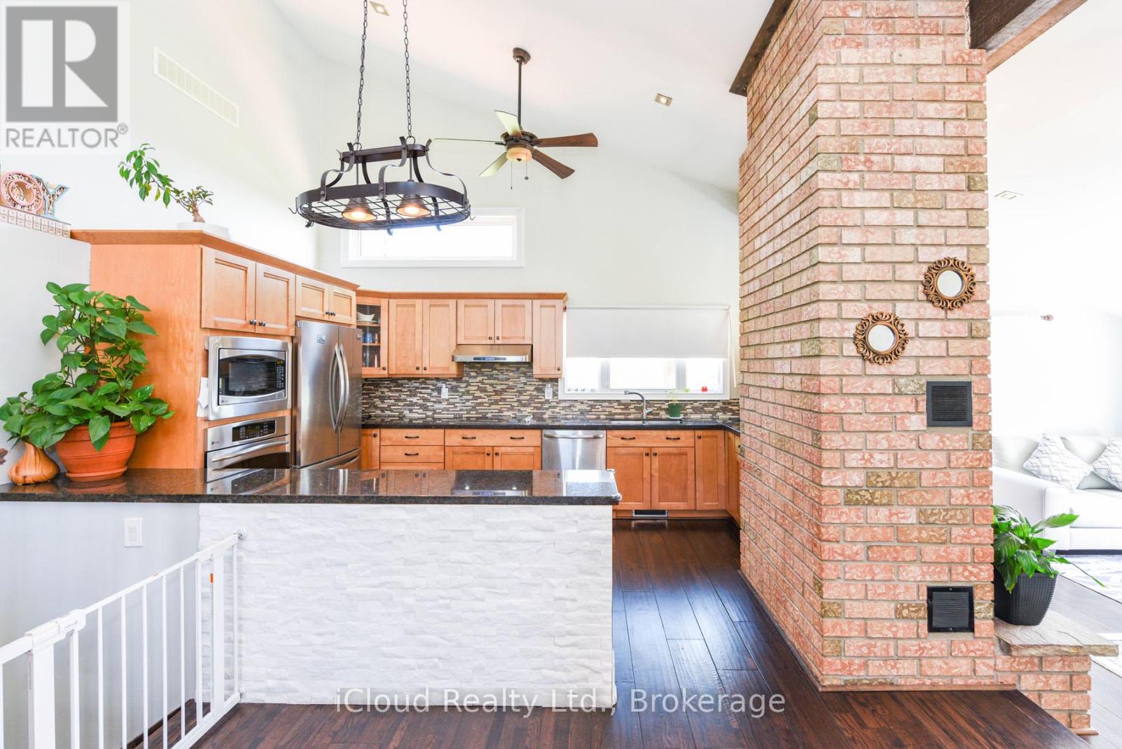 4573 Charleston Side Road, Caledon, Ontario  L7K 0S7 - Photo 17 - W12521330