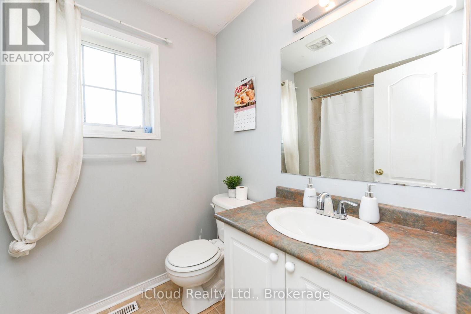 12 Bramcedar Crescent, Brampton, Ontario  L7A 1T1 - Photo 33 - W12521354