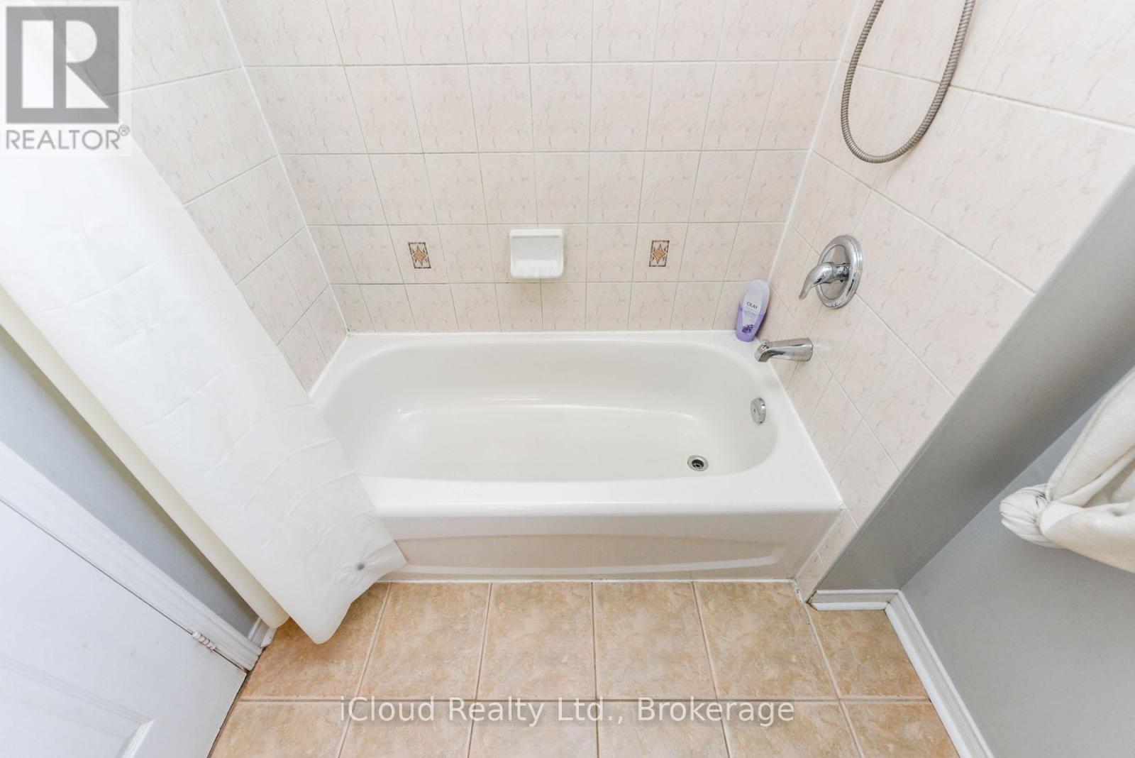 12 Bramcedar Crescent, Brampton, Ontario  L7A 1T1 - Photo 34 - W12521354