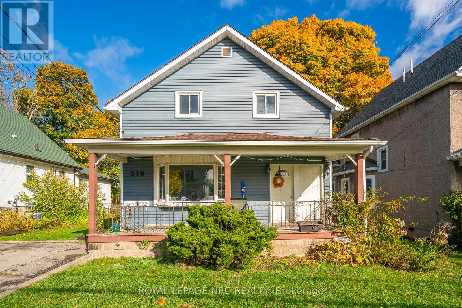 210 Phipps Street, Fort Erie, Ontario L2A 2V5 - Photo 1 - X12509828