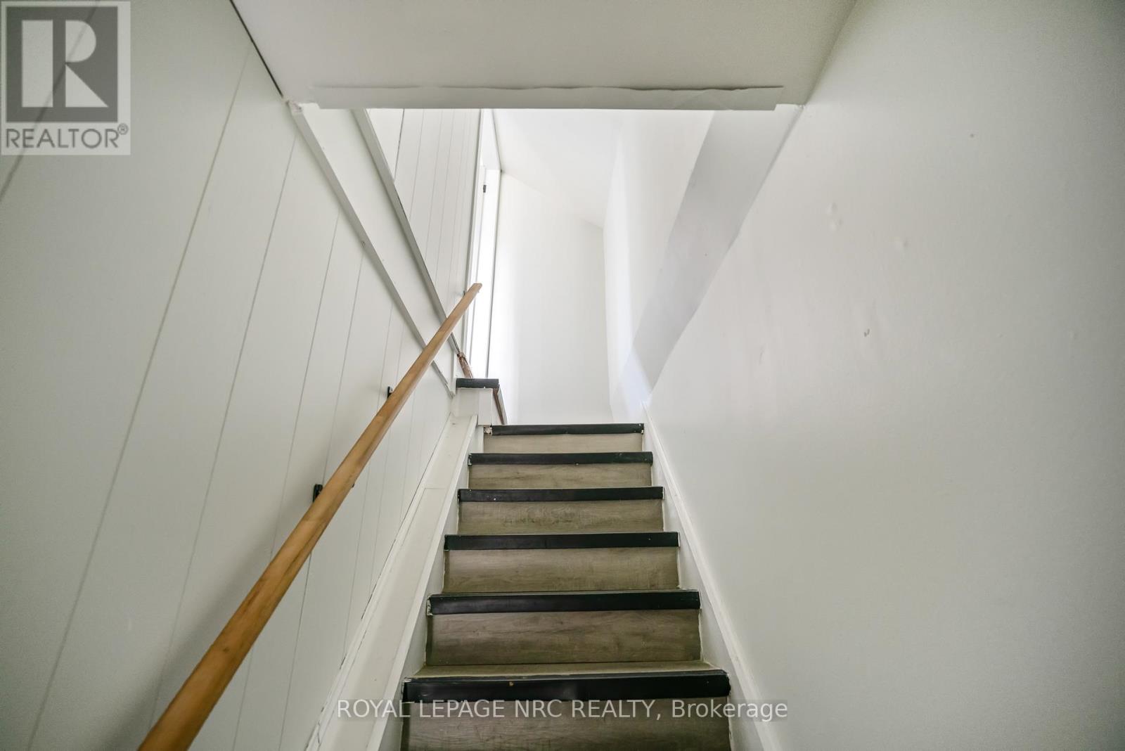 210 Phipps Street, Fort Erie, Ontario L2A 2V5 - Photo 5 - X12509828