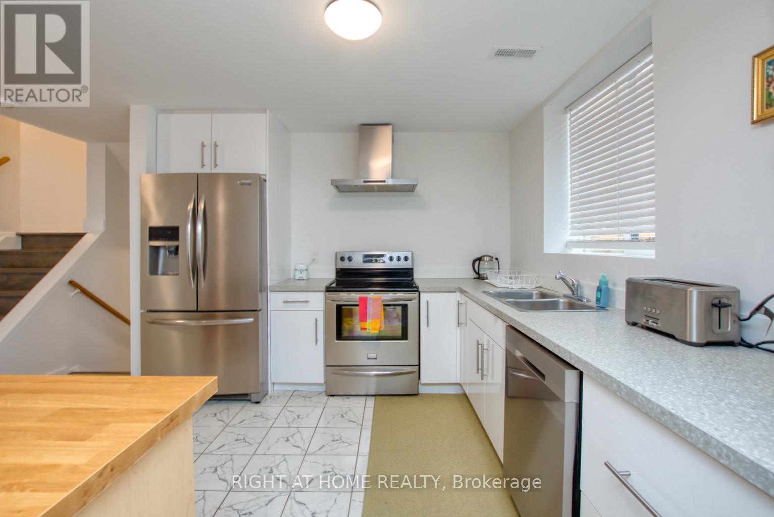 4283 Wilcox Road, Mississauga, Ontario  L4Z 1C3 - Photo 6 - W12519796