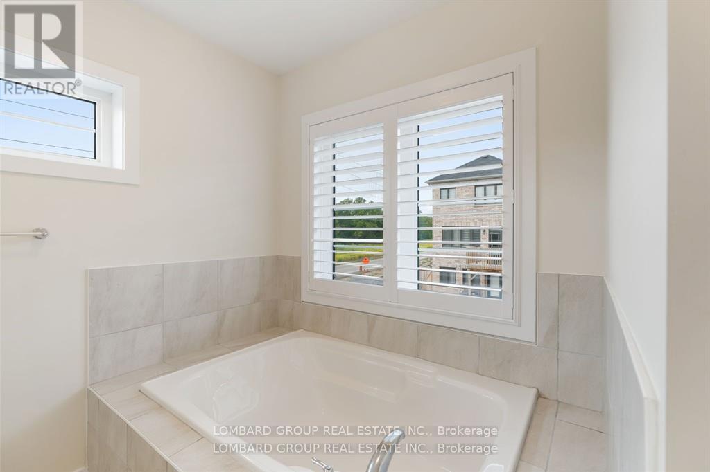 122 Sundin Drive, Haldimand, Ontario  N2W 0H3 - Photo 28 - X12521238