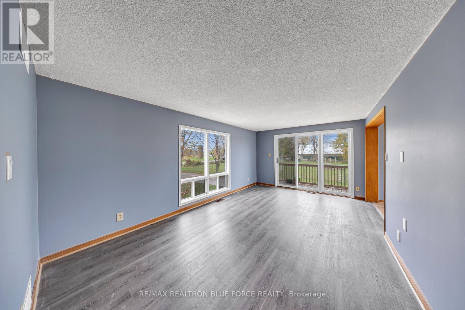 915 Lorraine Road, Port Colborne, Ontario  L3K 5V3 - Photo 17 - X12521252