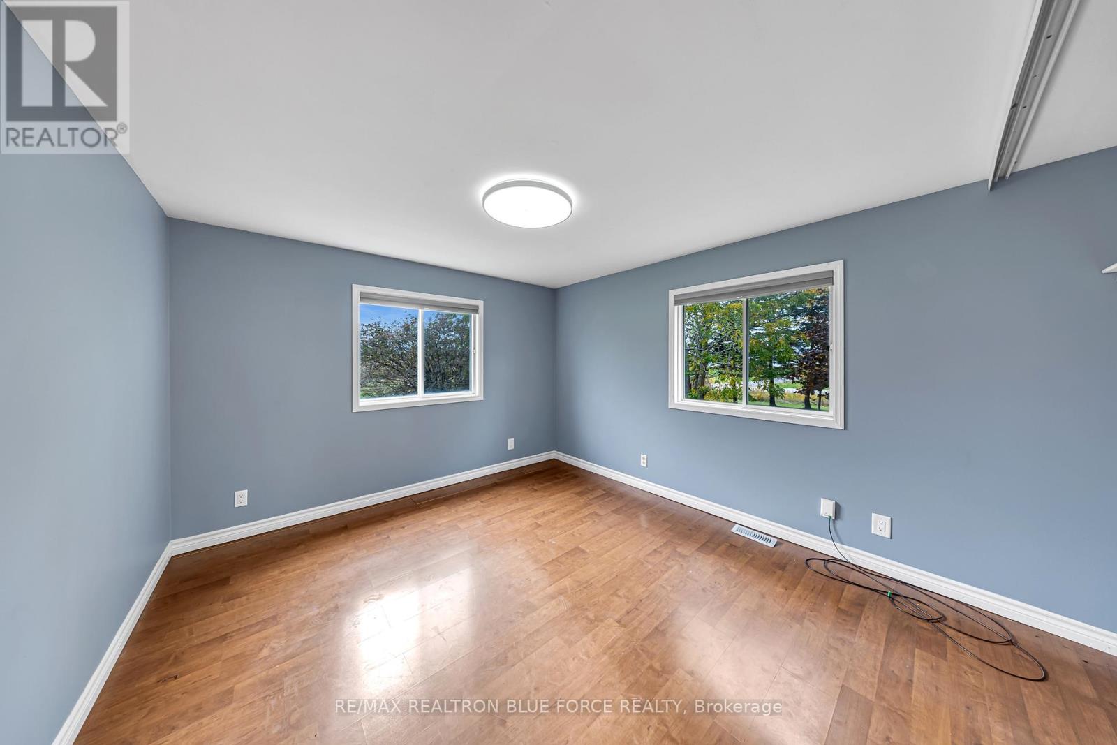 915 Lorraine Road, Port Colborne, Ontario  L3K 5V3 - Photo 26 - X12521252