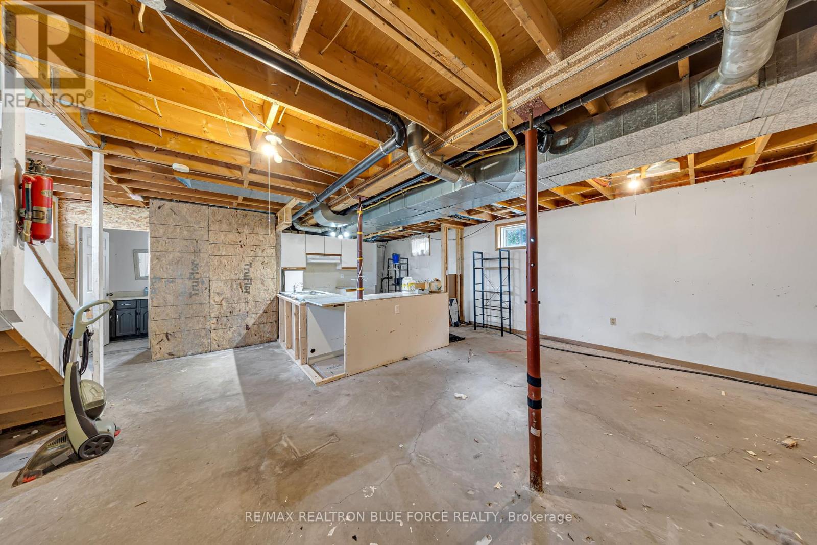 915 Lorraine Road, Port Colborne, Ontario  L3K 5V3 - Photo 32 - X12521252