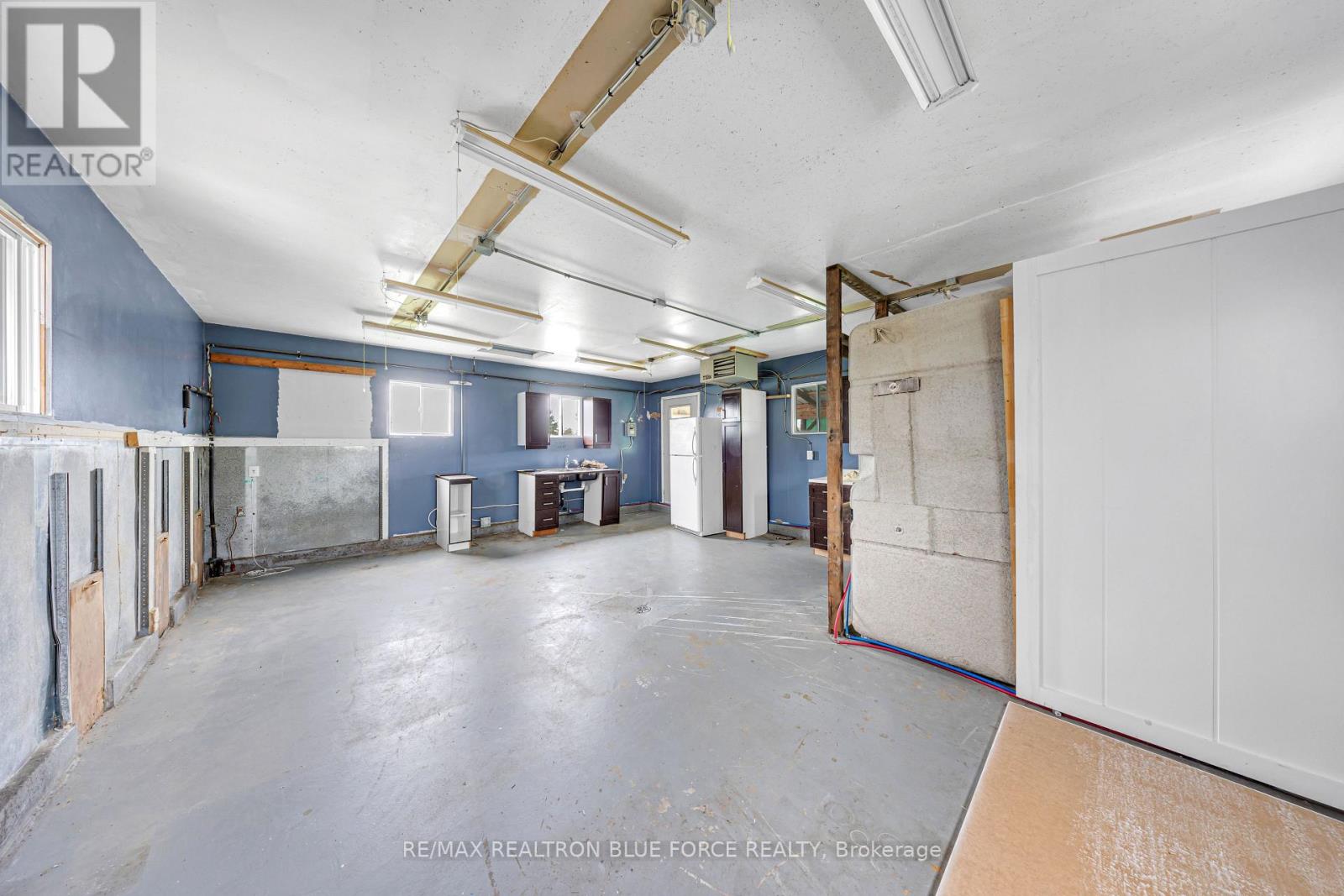 915 Lorraine Road, Port Colborne, Ontario  L3K 5V3 - Photo 37 - X12521252