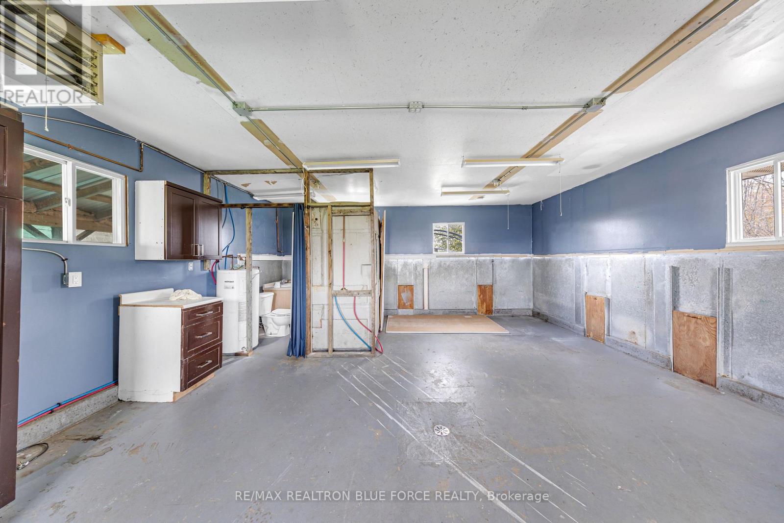 915 Lorraine Road, Port Colborne, Ontario  L3K 5V3 - Photo 38 - X12521252