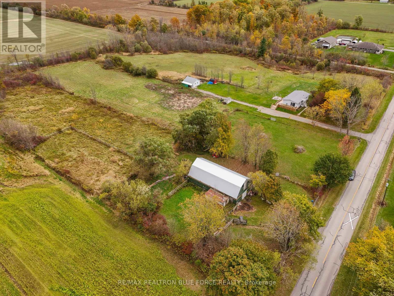 915 Lorraine Road, Port Colborne, Ontario  L3K 5V3 - Photo 4 - X12521252