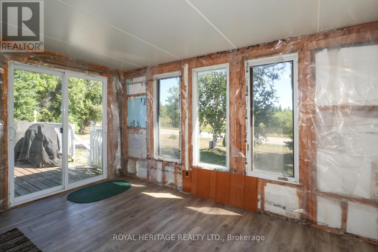 161 Devitt's Road, Kawartha Lakes, Ontario  K0M 1A0 - Photo 4 - X12521290