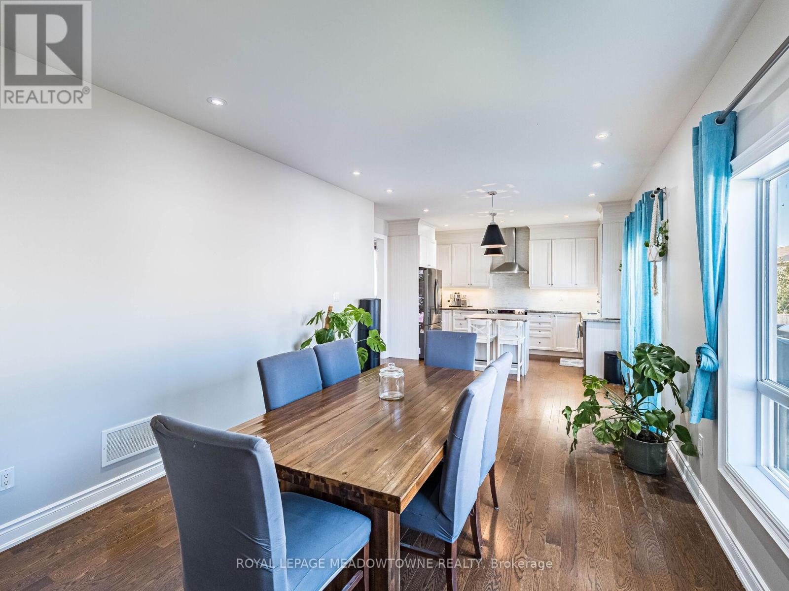 543 Wansbrough Way, Shelburne, Ontario  L9V 2S6 - Photo 10 - X12521348