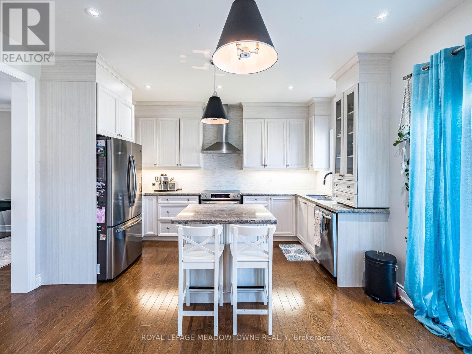 543 Wansbrough Way, Shelburne, Ontario  L9V 2S6 - Photo 11 - X12521348