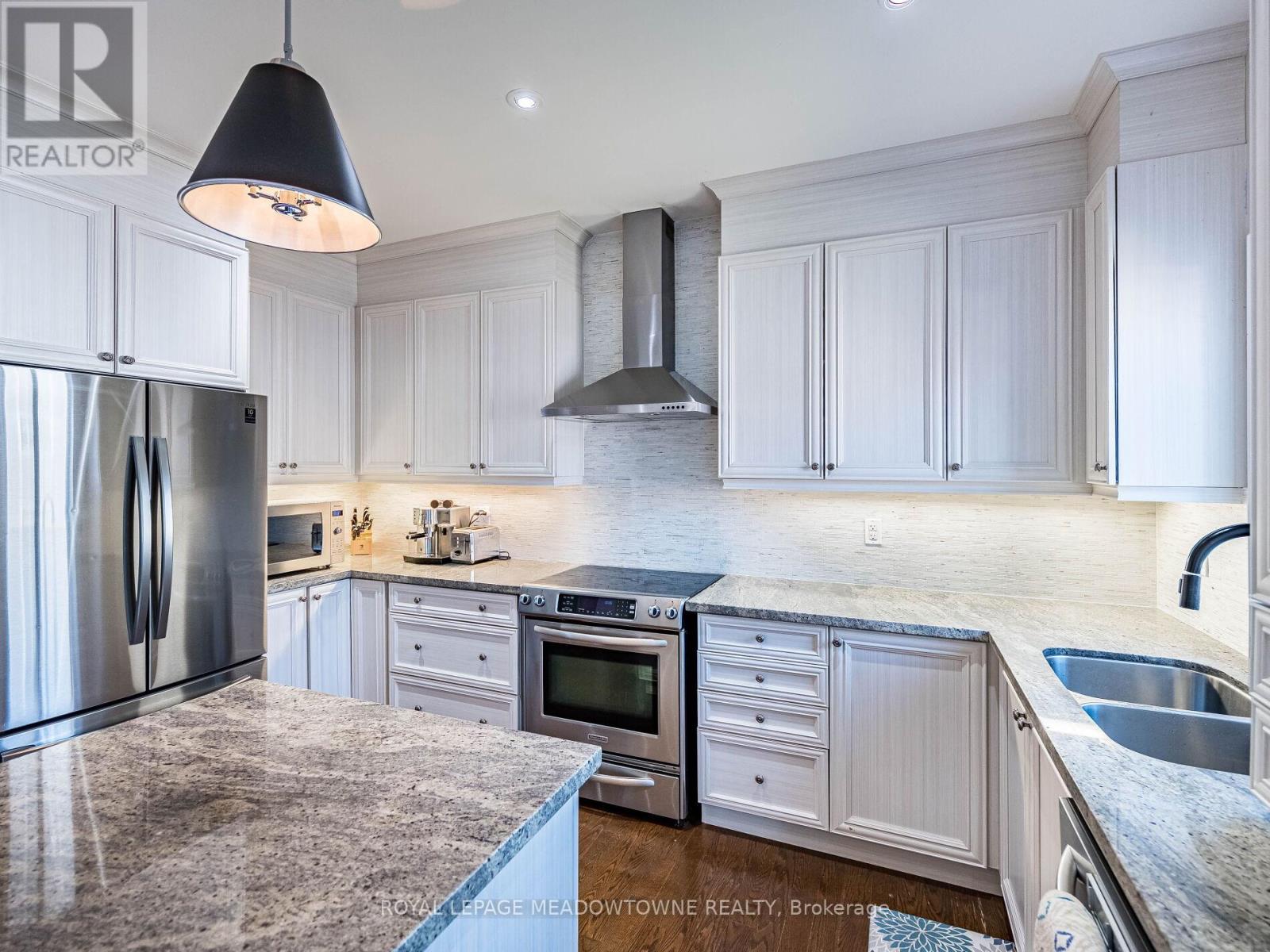 543 Wansbrough Way, Shelburne, Ontario  L9V 2S6 - Photo 16 - X12521348