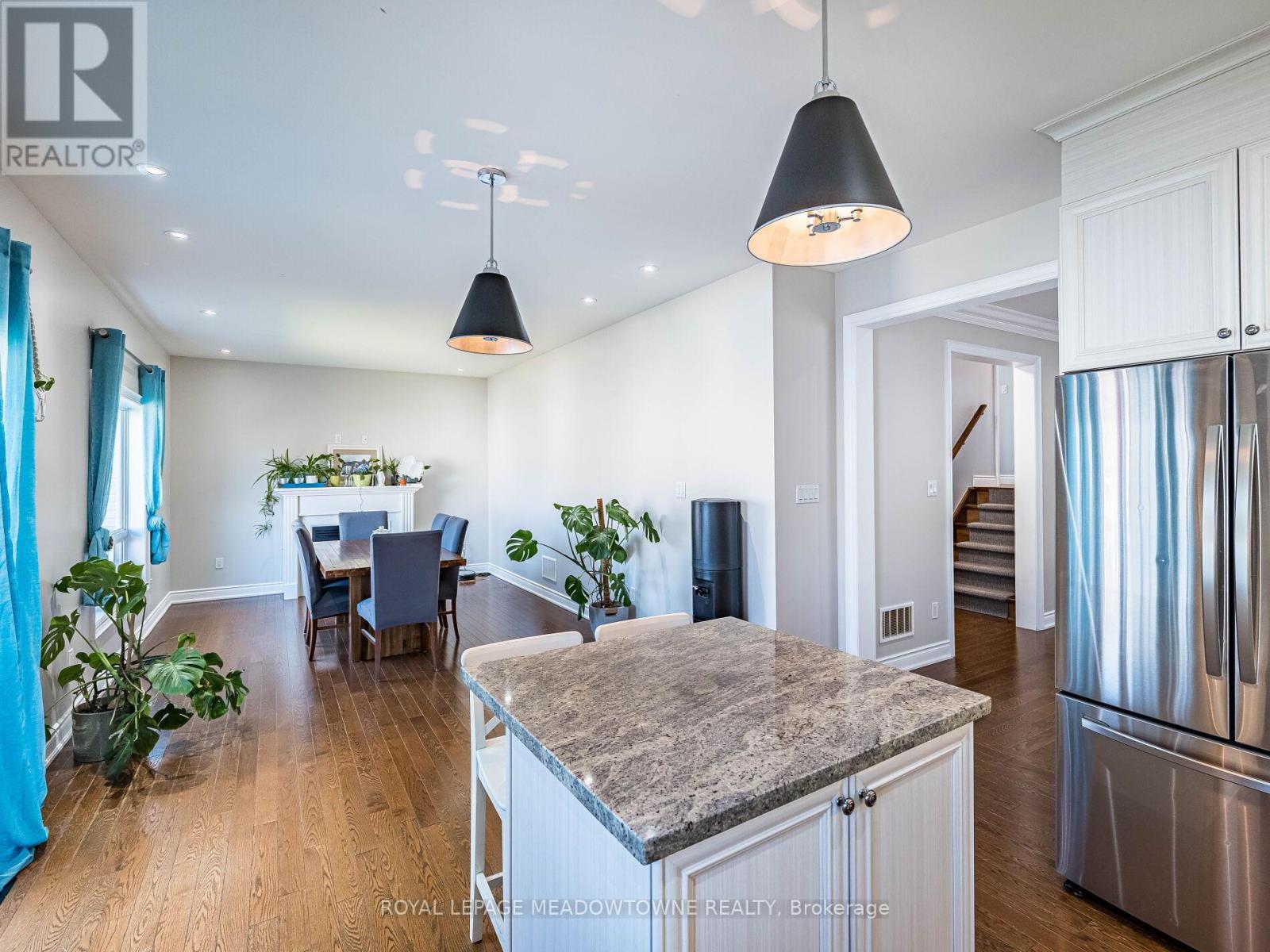 543 Wansbrough Way, Shelburne, Ontario  L9V 2S6 - Photo 17 - X12521348