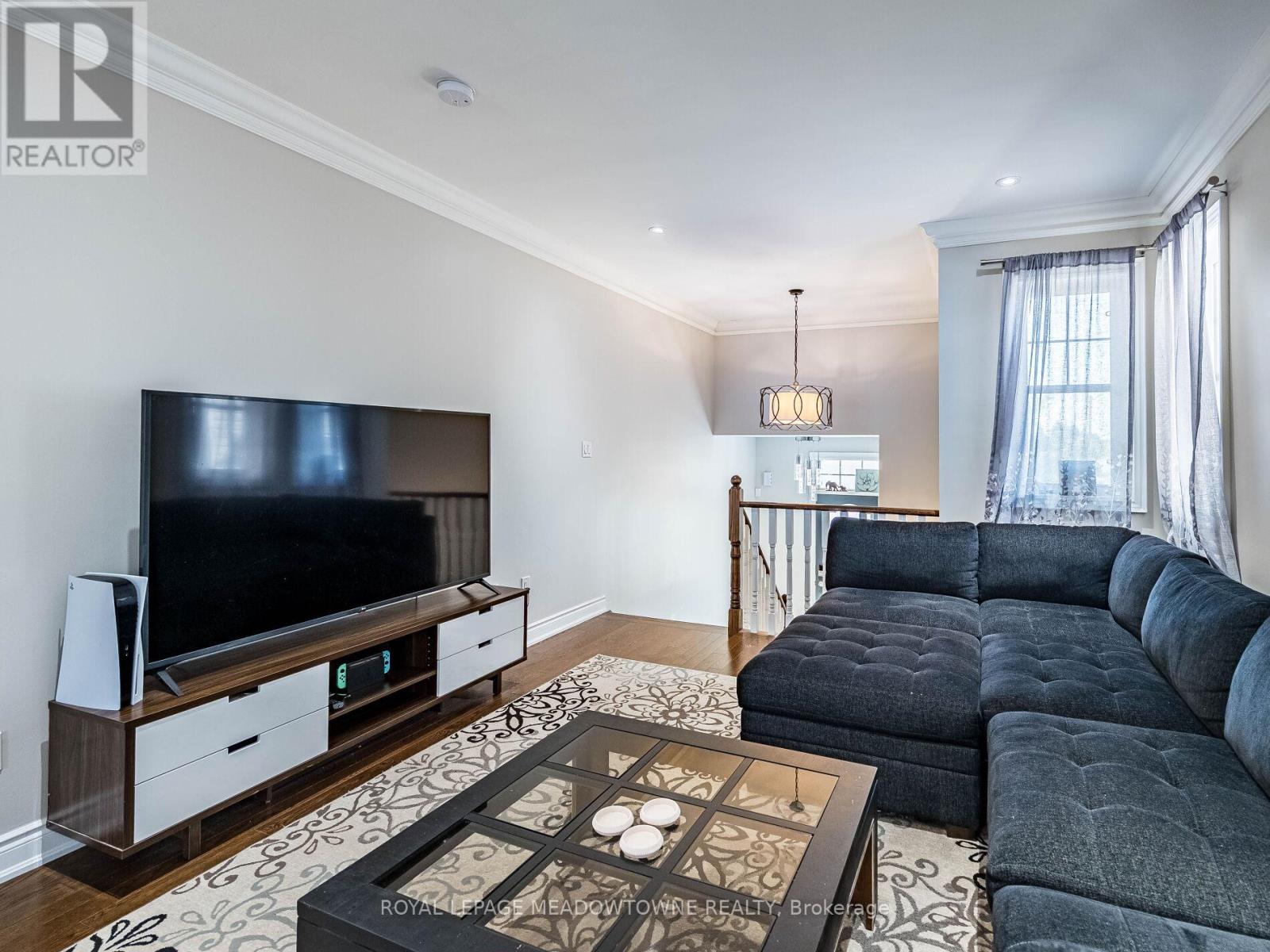 543 Wansbrough Way, Shelburne, Ontario  L9V 2S6 - Photo 6 - X12521348