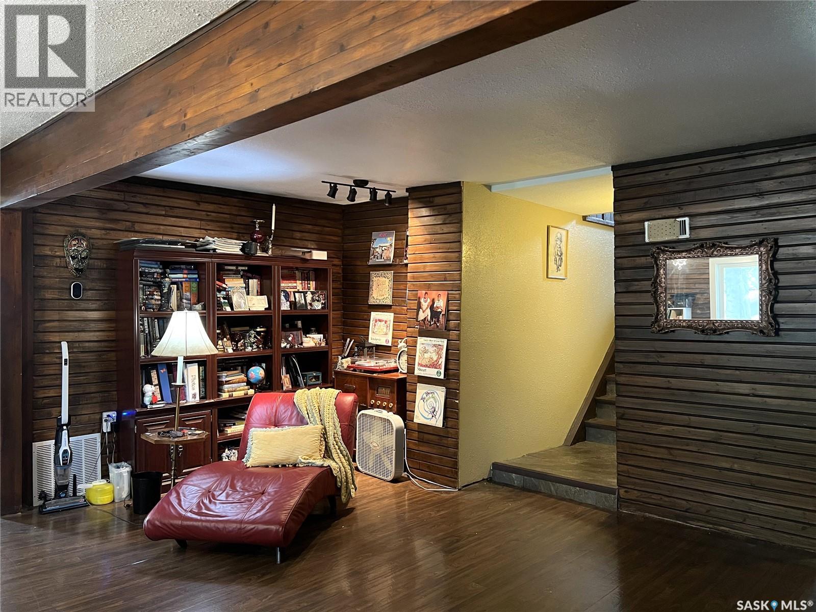 403 6th Street W, Meadow Lake, Saskatchewan  S9X 1A6 - Photo 13 - SK023663