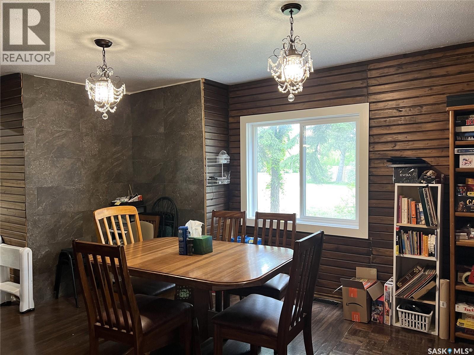 403 6th Street W, Meadow Lake, Saskatchewan  S9X 1A6 - Photo 16 - SK023663