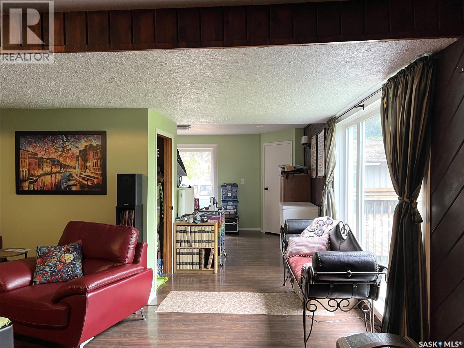 403 6th Street W, Meadow Lake, Saskatchewan  S9X 1A6 - Photo 20 - SK023663