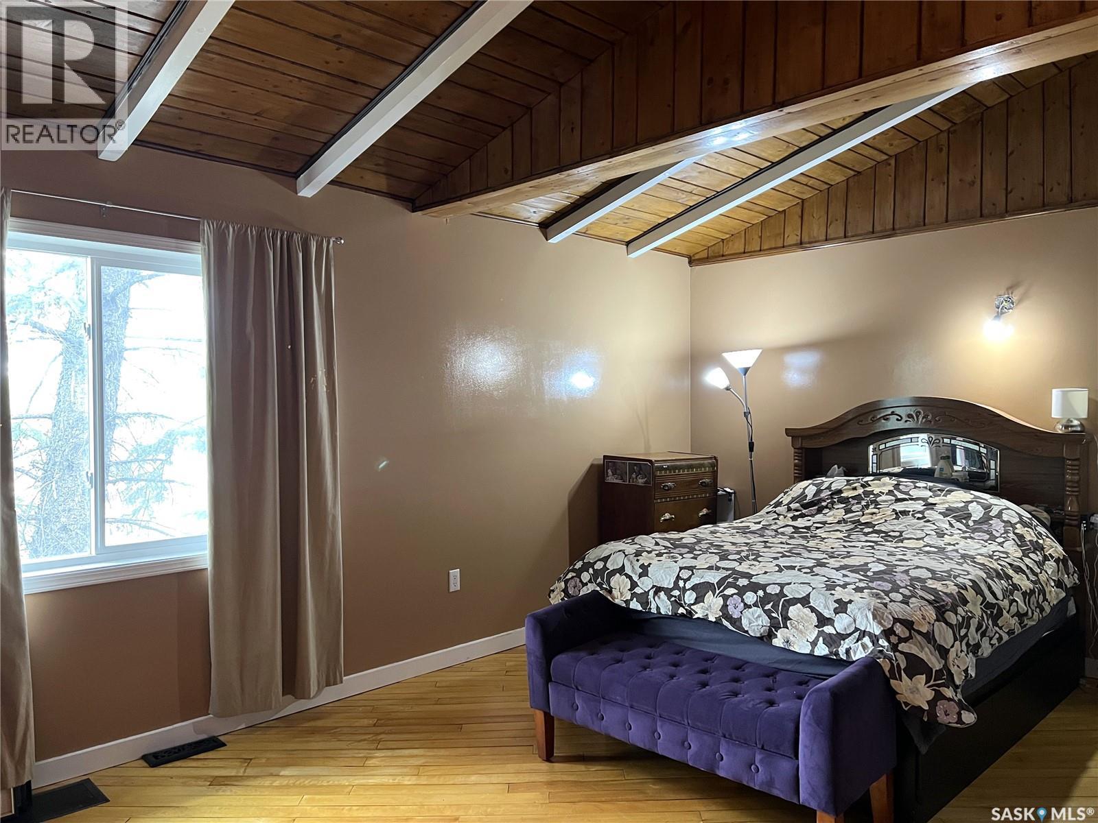 403 6th Street W, Meadow Lake, Saskatchewan  S9X 1A6 - Photo 29 - SK023663