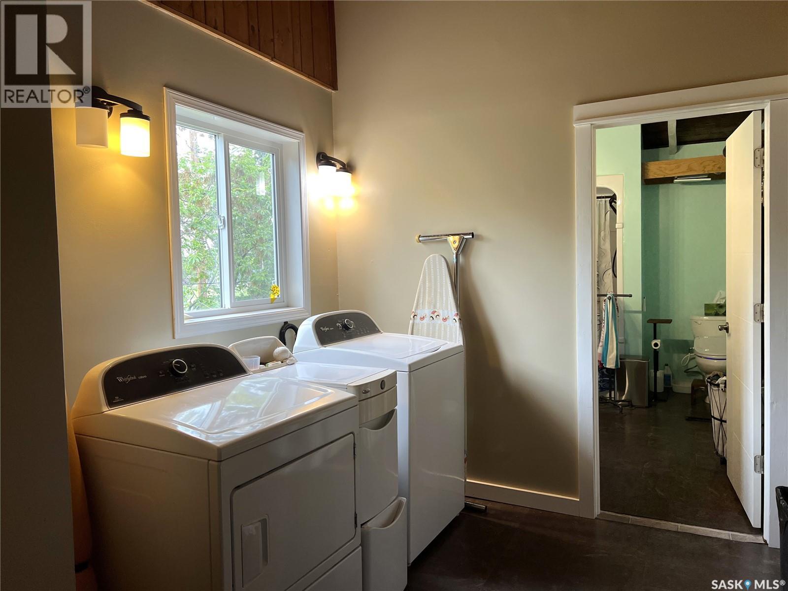 403 6th Street W, Meadow Lake, Saskatchewan  S9X 1A6 - Photo 37 - SK023663