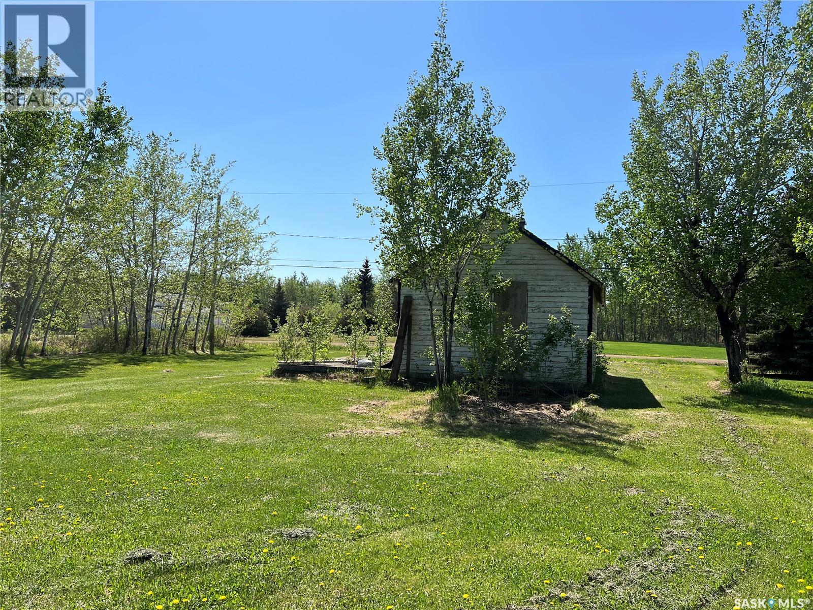 707 4th Avenue E, Meadow Lake, Saskatchewan  S9X 1J1 - Photo 5 - SK023657