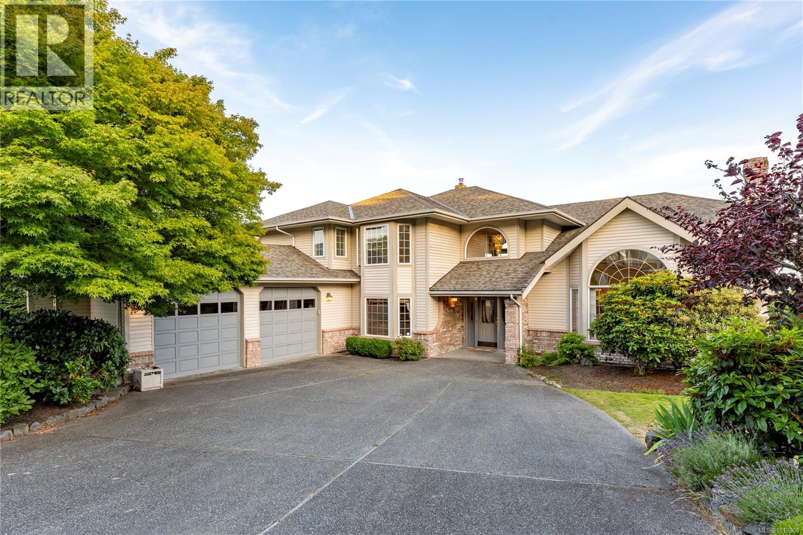 3303 Wavecrest Dr, Nanaimo, British Columbia