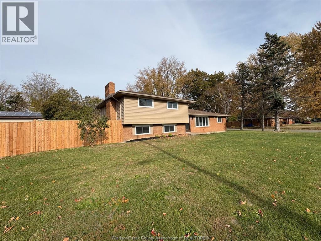 380 Highway 18, Lasalle, Ontario N9J 1Z7 - Photo 2 - 25028334