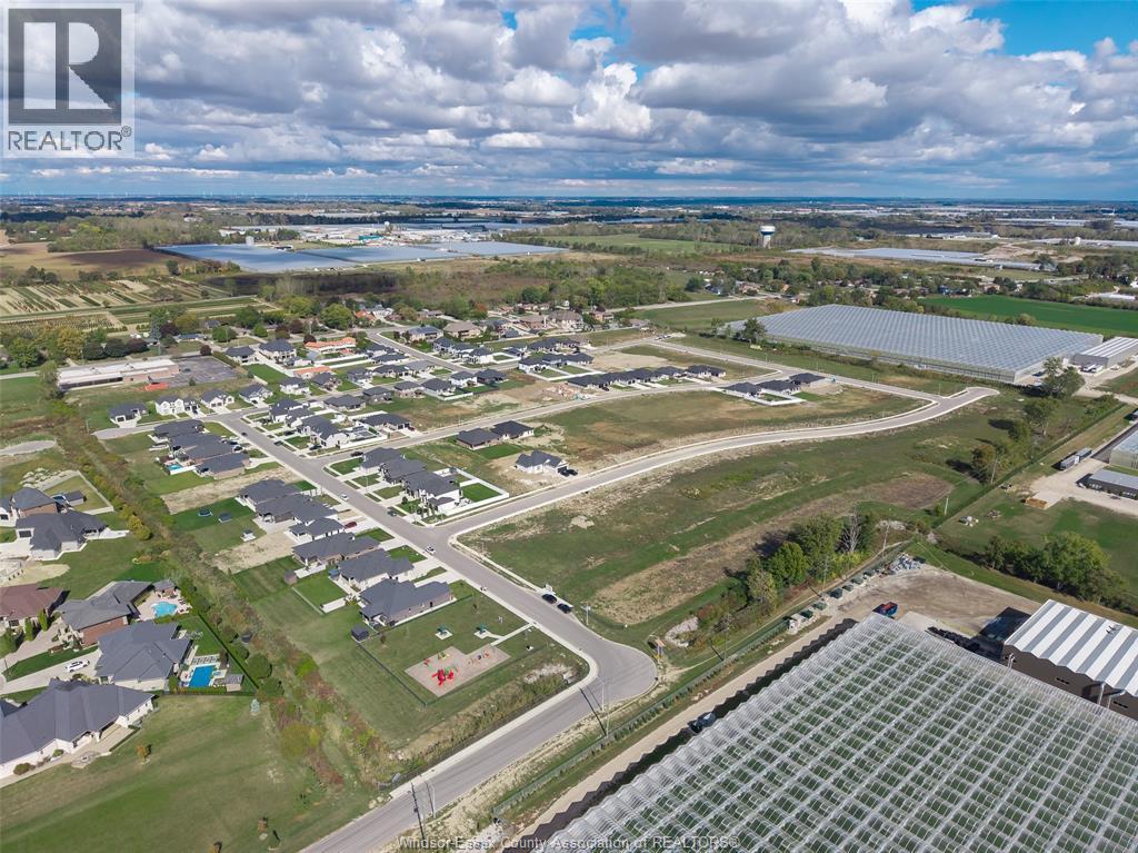 MLS# 25028178: 1864 MOLISE BOULEVARD, Kingsville, Canada