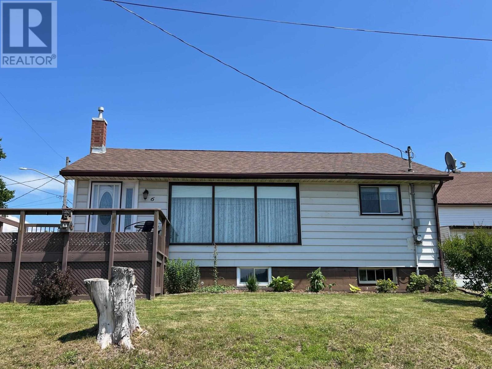 6 West ST, Blind River, Ontario