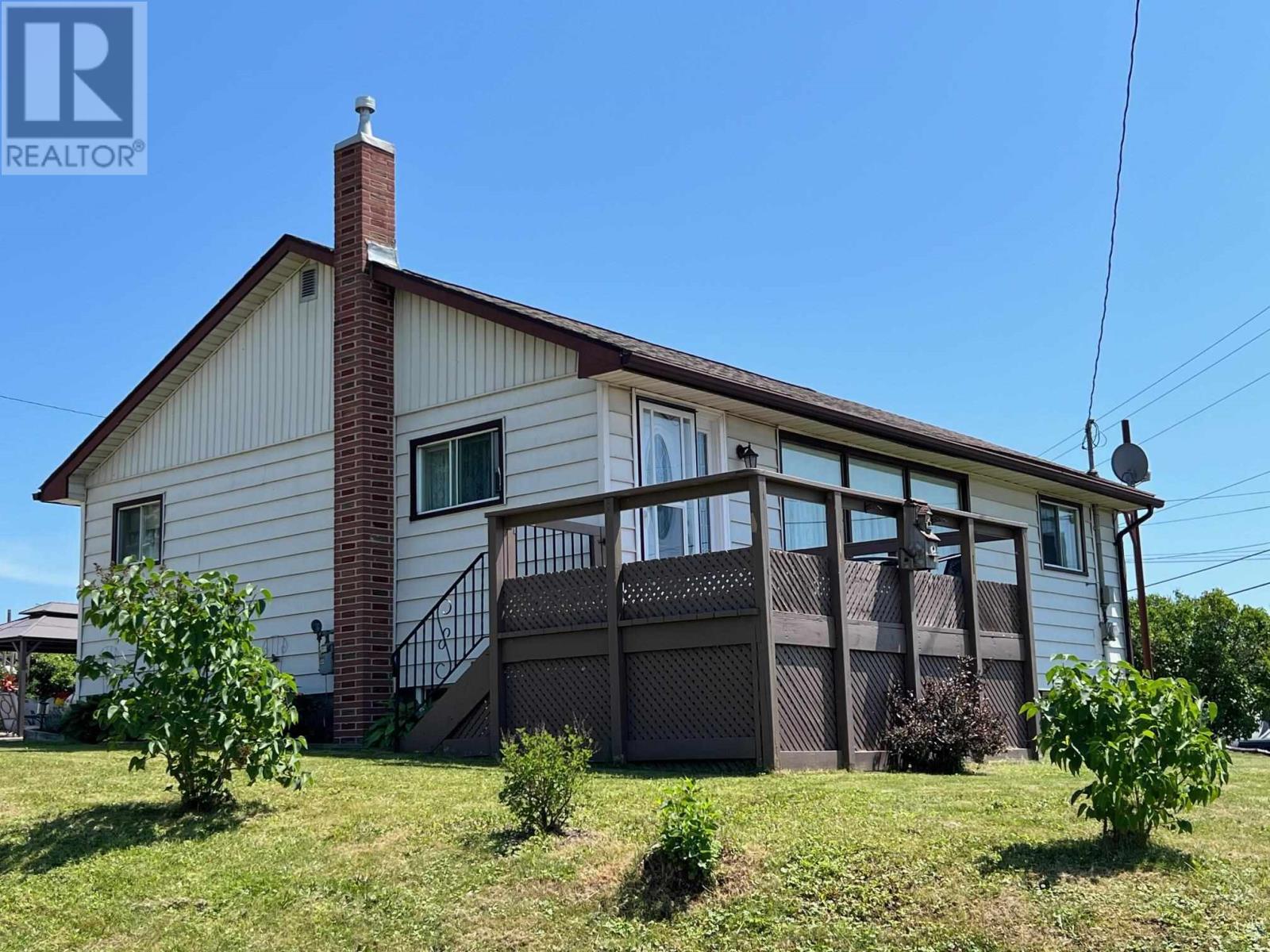 6 West St, Blind River, Ontario  P0R 1B0 - Photo 2 - SM252784