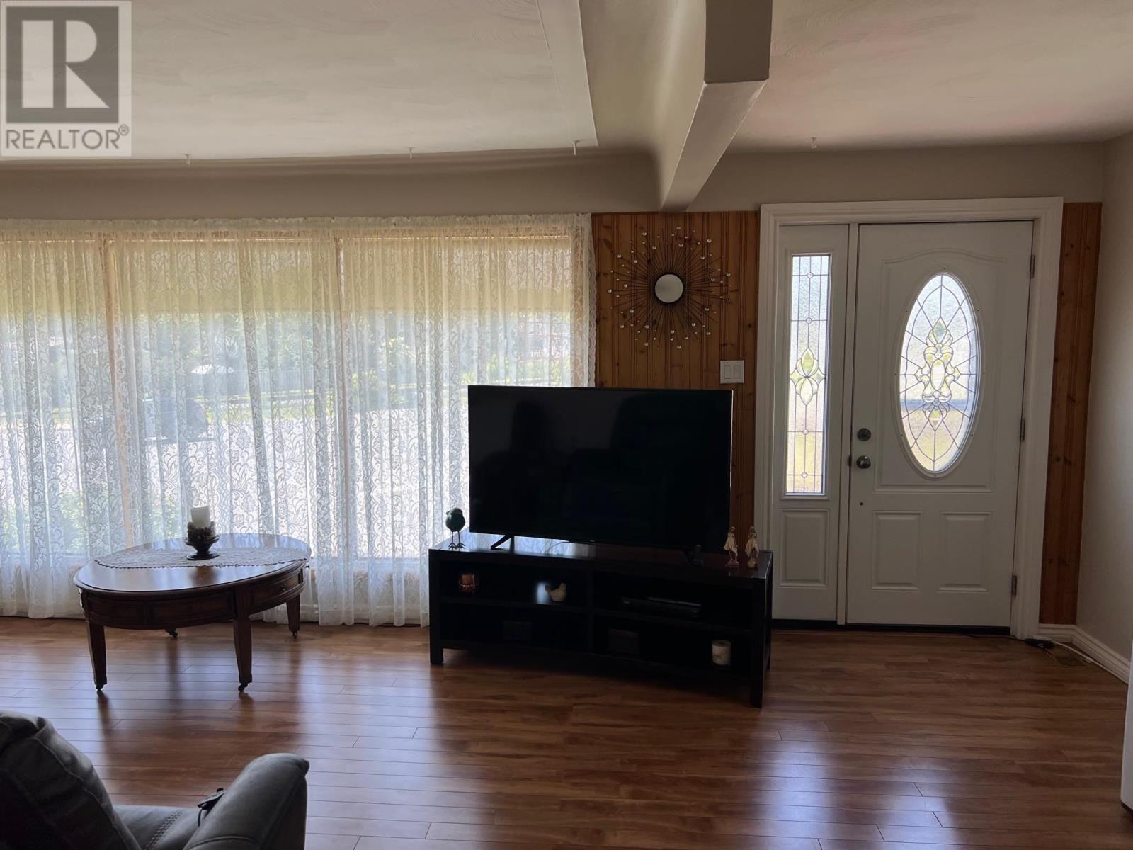 6 West St, Blind River, Ontario  P0R 1B0 - Photo 3 - SM252784