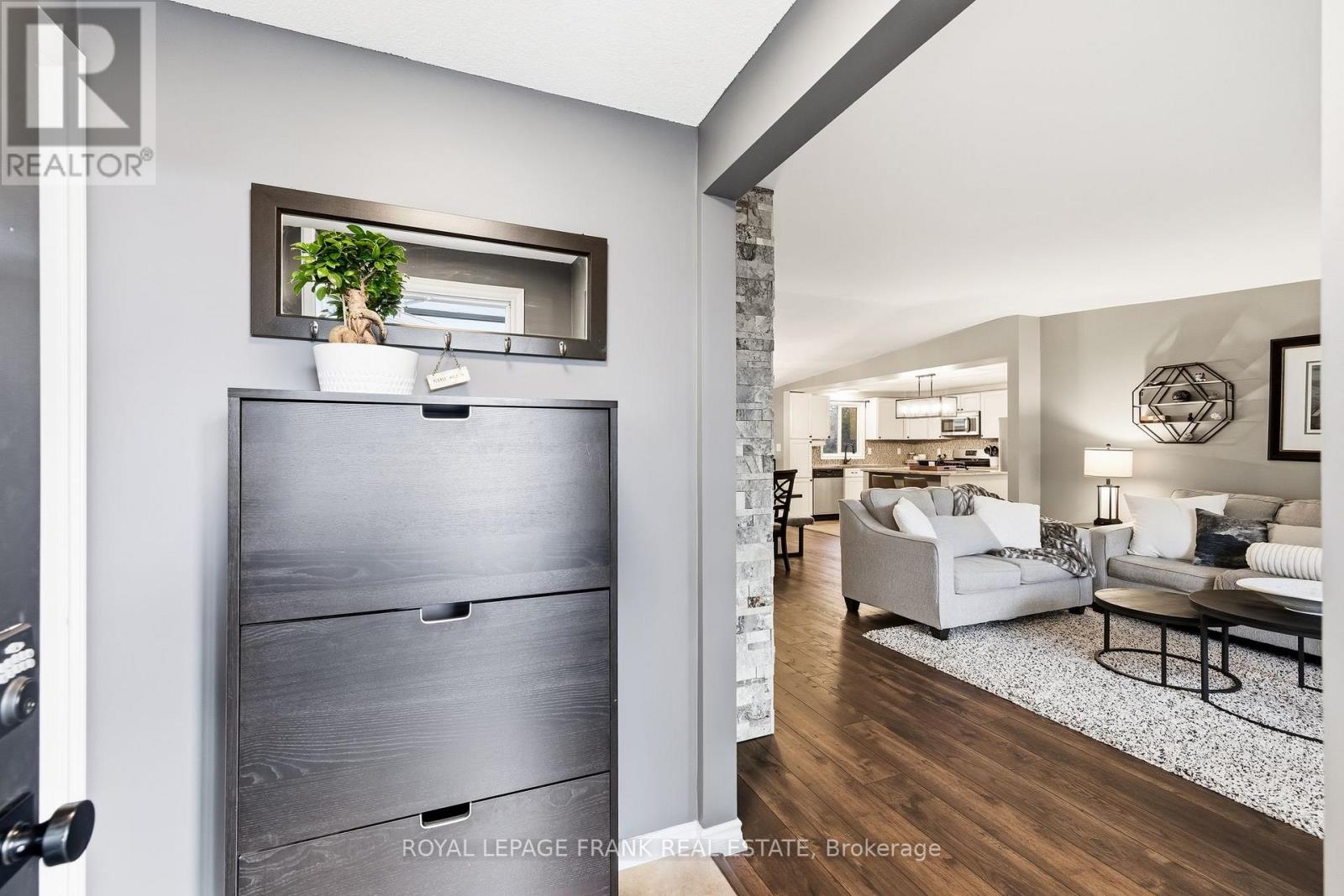 37 Fairway Drive, Clarington, Ontario  L1B 1B4 - Photo 7 - E12521818