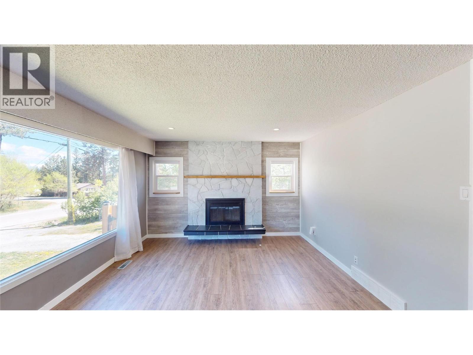 533 Woodland Drive Nw, Cranbrook, British Columbia  V1C 6V2 - Photo 4 - 10346495