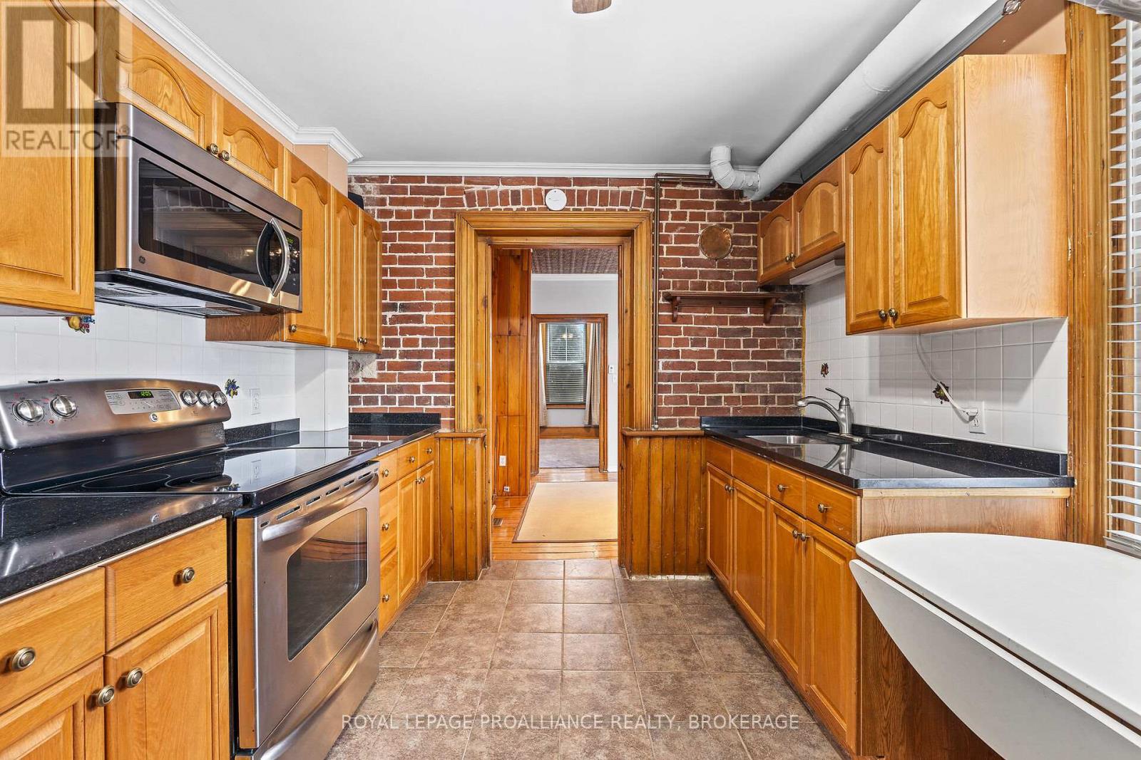 270 Wellington Street, Kingston, Ontario  K7K 2Z1 - Photo 13 - X12521732