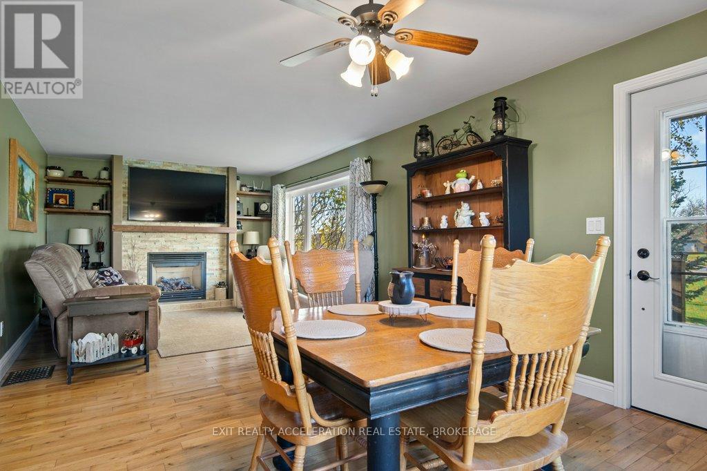 1560 County Rd 1 E, Stone Mills, Ontario  K7R 3L2 - Photo 7 - X12521820