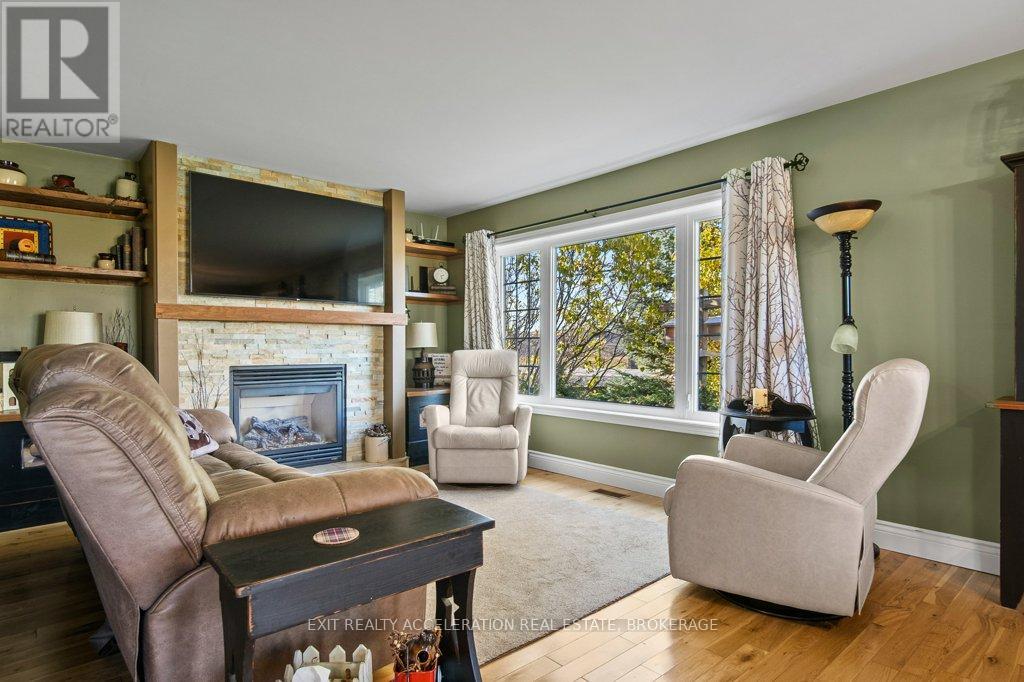 1560 County Rd 1 E, Stone Mills, Ontario  K7R 3L2 - Photo 8 - X12521820