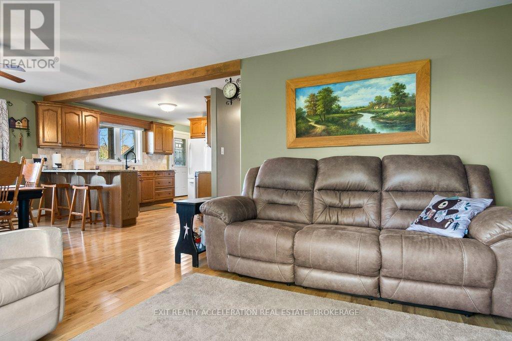 1560 County Rd 1 E, Stone Mills, Ontario  K7R 3L2 - Photo 9 - X12521820