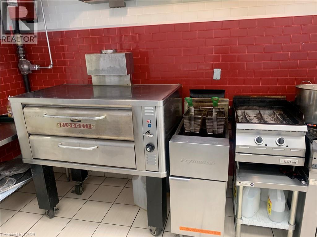 36 Northfield Drive, Waterloo, Ontario N2L 6A1 - Photo 7 - 40785898