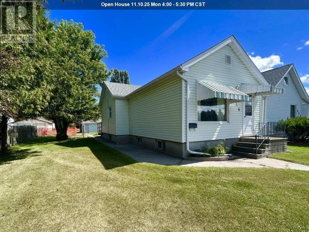 826 Smith Avenue, Fort Frances, Ontario