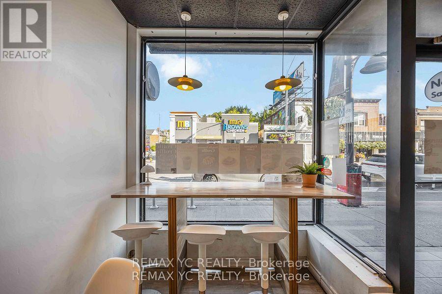 635 Bloor Street W, Toronto (Palmerston-Little Italy), Ontario  M6G 1K8 - Photo 2 - C12521376