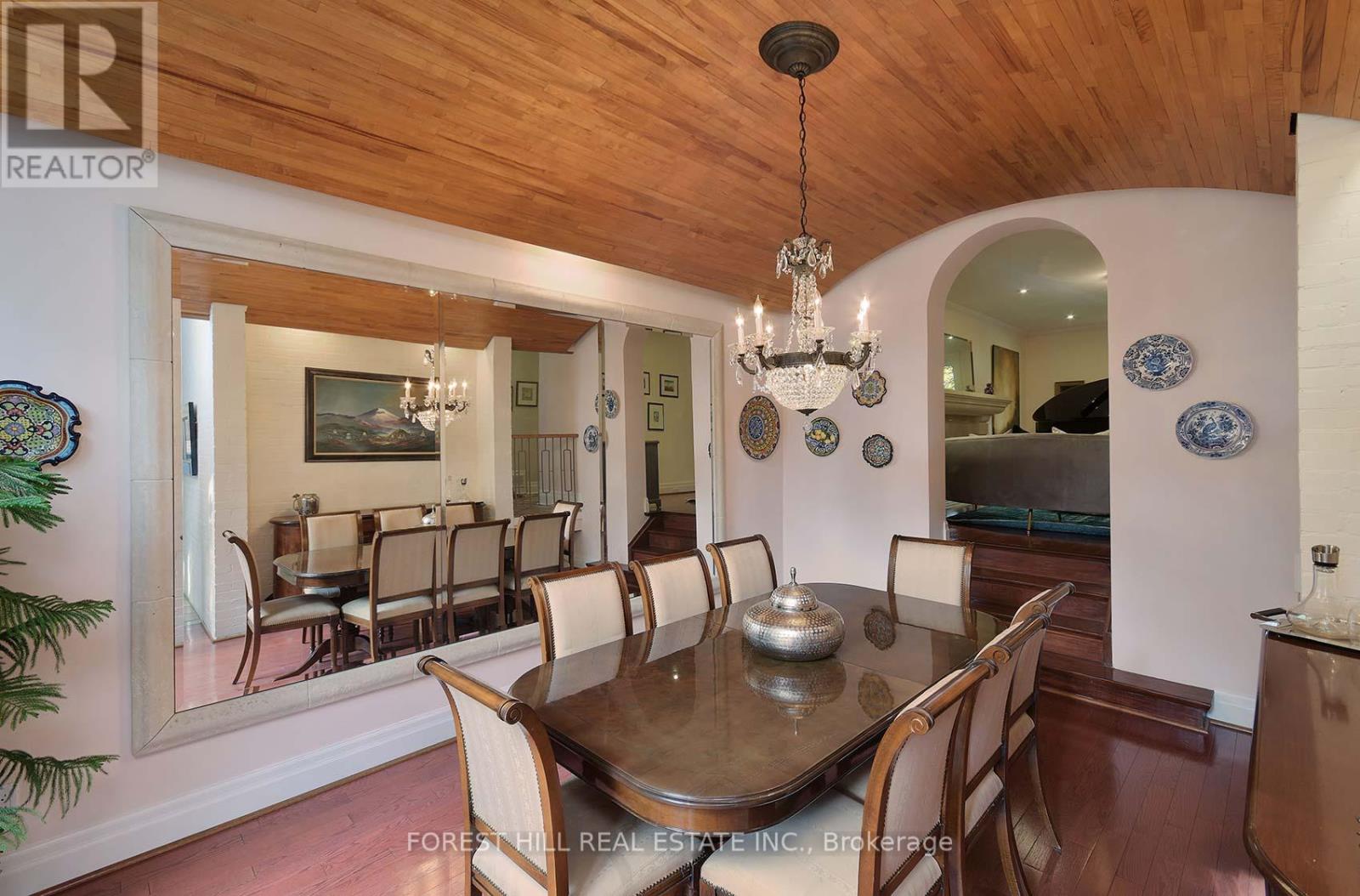 181 Hillhurst Boulevard, Toronto, Ontario  M5N 1P1 - Photo 10 - C12521438