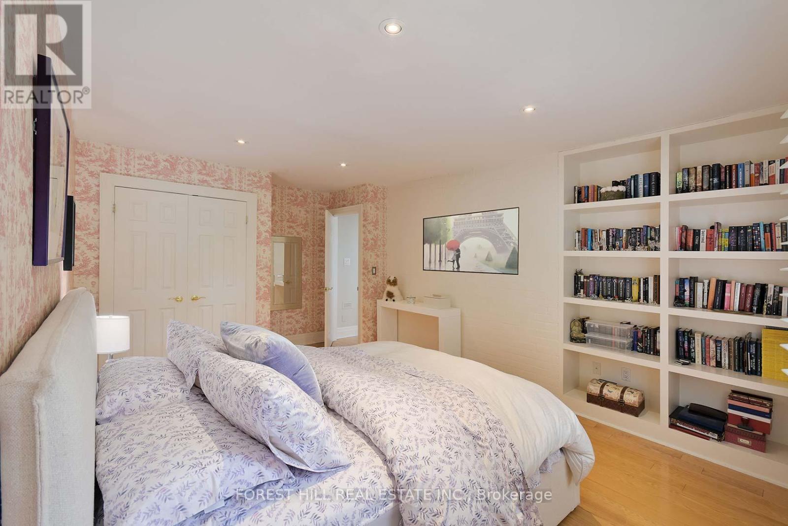 181 Hillhurst Boulevard, Toronto, Ontario  M5N 1P1 - Photo 21 - C12521438