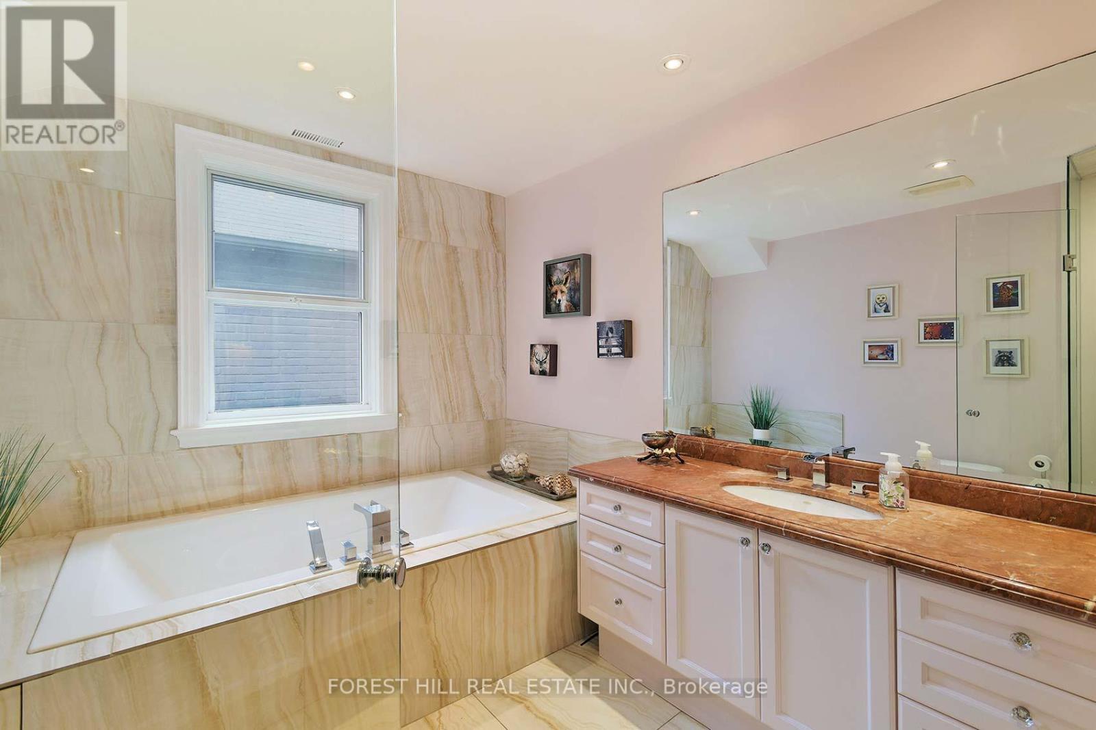 181 Hillhurst Boulevard, Toronto, Ontario  M5N 1P1 - Photo 25 - C12521438