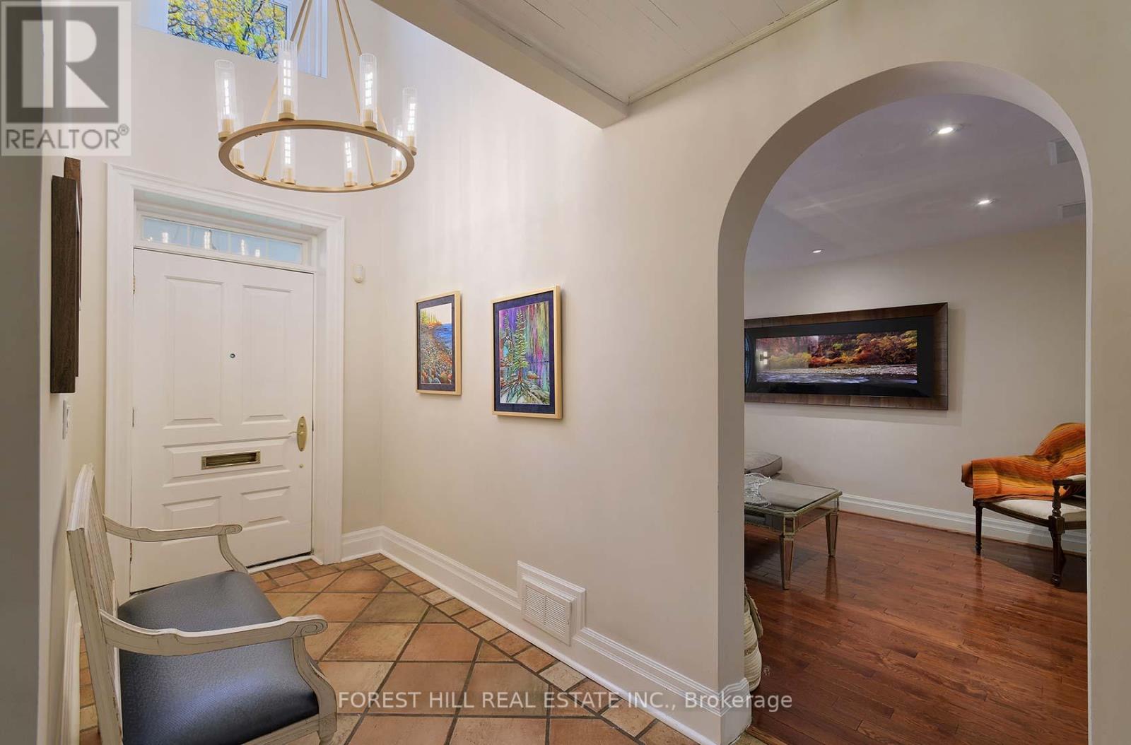 181 Hillhurst Boulevard, Toronto, Ontario  M5N 1P1 - Photo 3 - C12521438