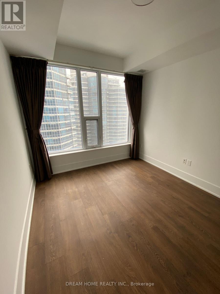 3009 - 10 York Street, Toronto, Ontario  M5J 2Z2 - Photo 4 - C12521464