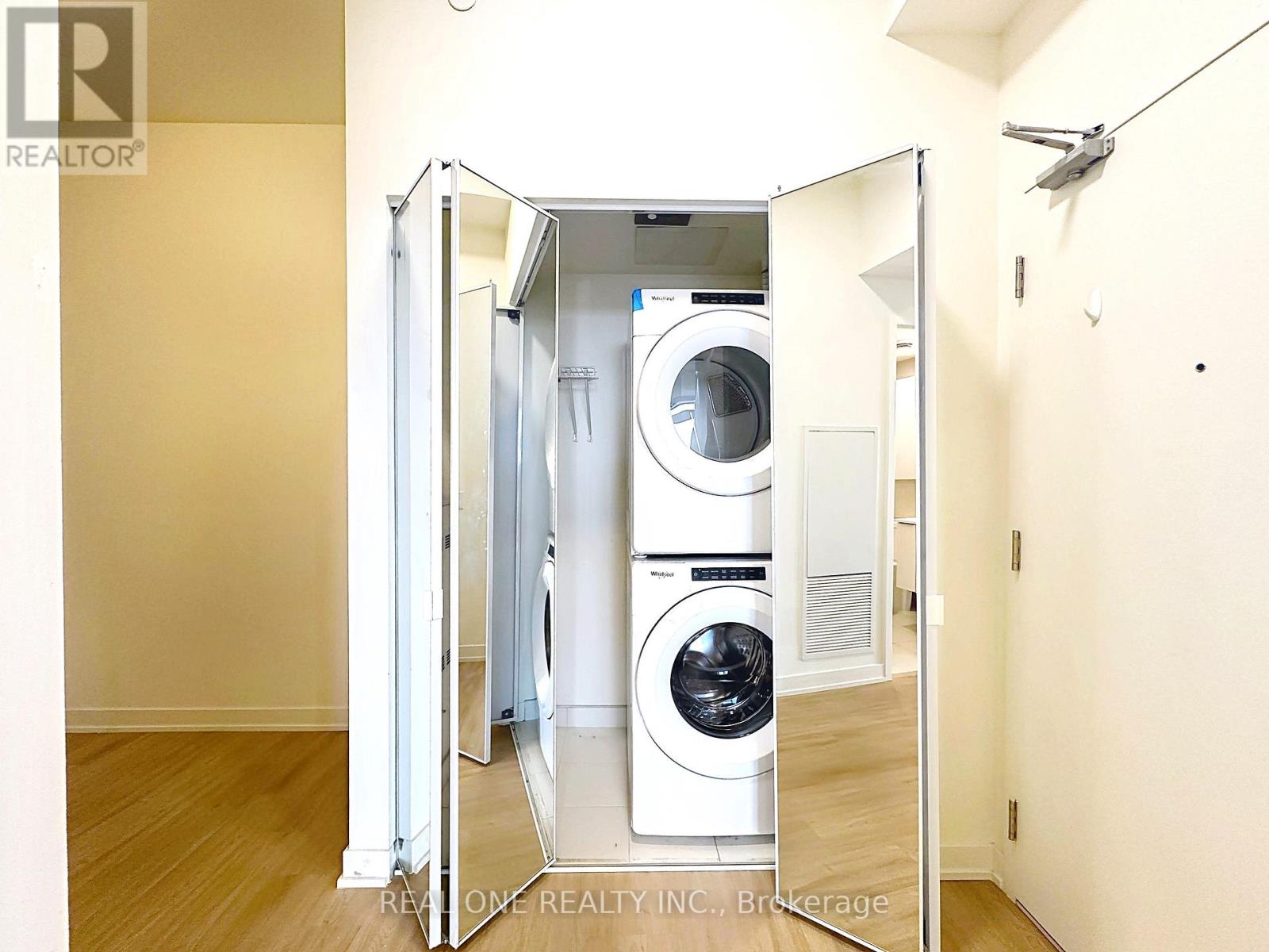 817 - 10 Deerlick Court, Toronto (Parkwoods-Donalda), Ontario  M3A 0A7 - Photo 6 - C12521584