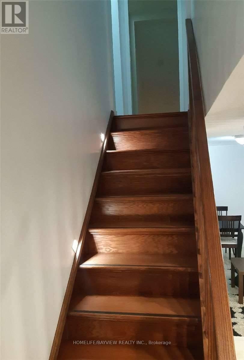 16 Lynch(Lower Level) Road, Toronto (Don Valley Village), Ontario  M2J 2V5 - Photo 2 - C12521596