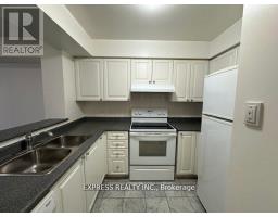 701 - 18 HILLCREST AVENUE, Toronto, Ontario