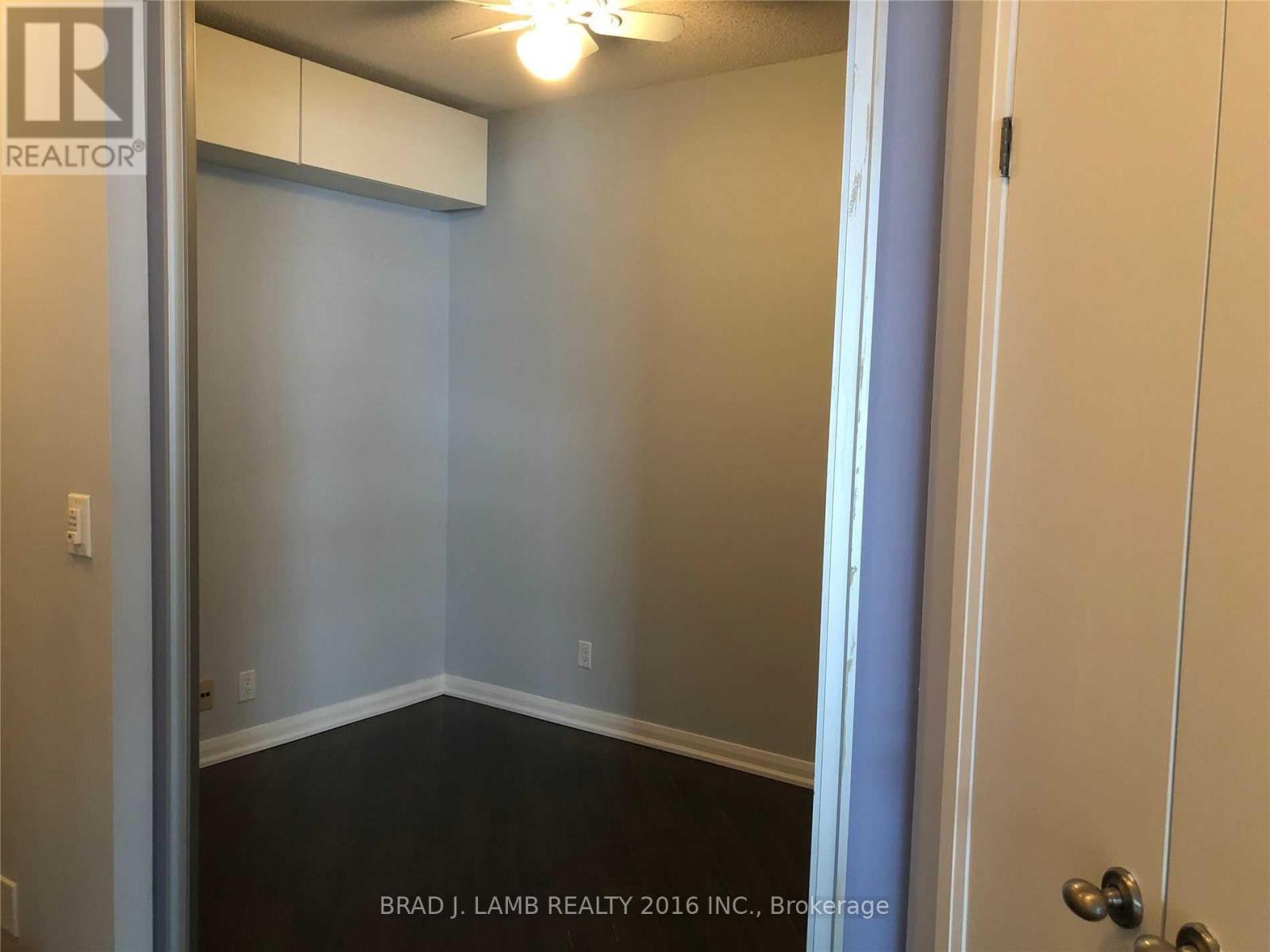 714 - 18 Beverley Street S, Toronto, Ontario  M5T 3L2 - Photo 5 - C12521682