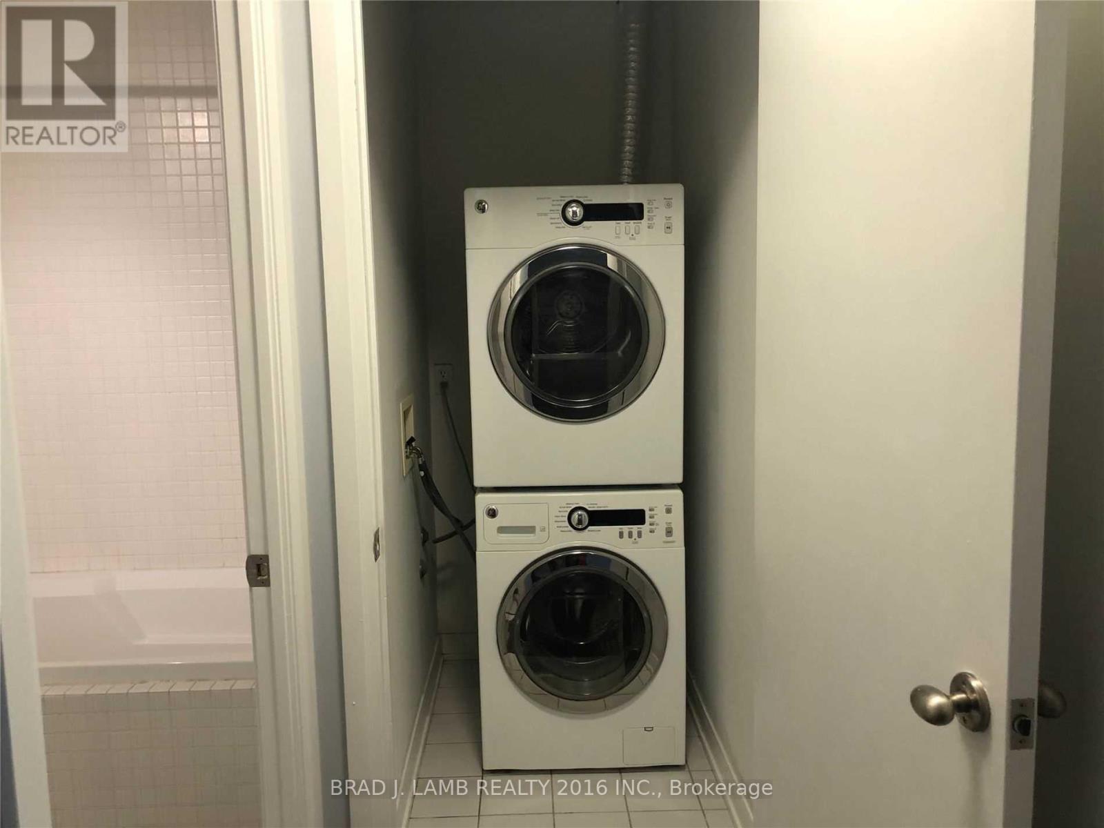 714 - 18 Beverley Street S, Toronto, Ontario  M5T 3L2 - Photo 6 - C12521682